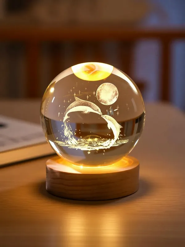 Yellow_Wood_Night_Lamp_(Dolphin)