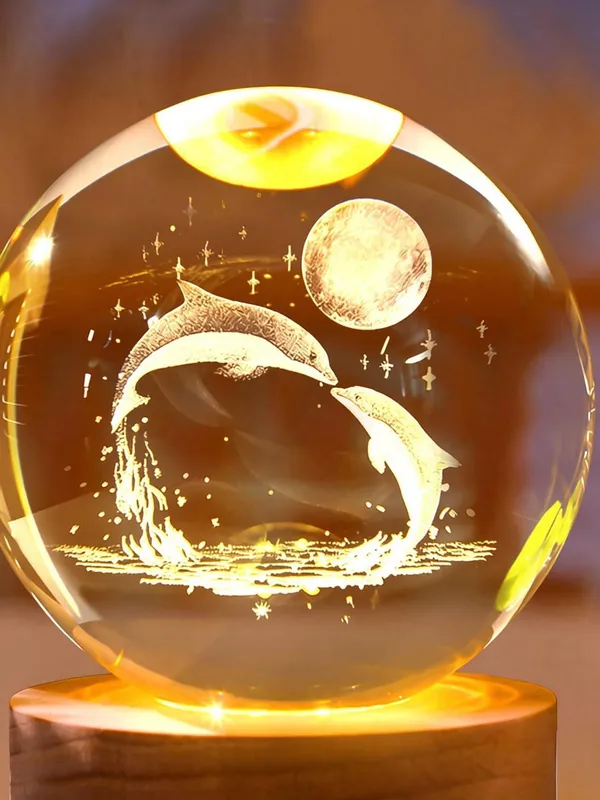 Yellow_Wood_Night_Lamp_(Dolphin)
