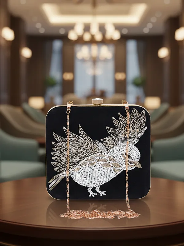 Black_Polyurethane_Clutch_For_Women