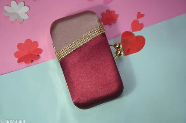 Multicolor_Polyurethane_Clutch_For_Women