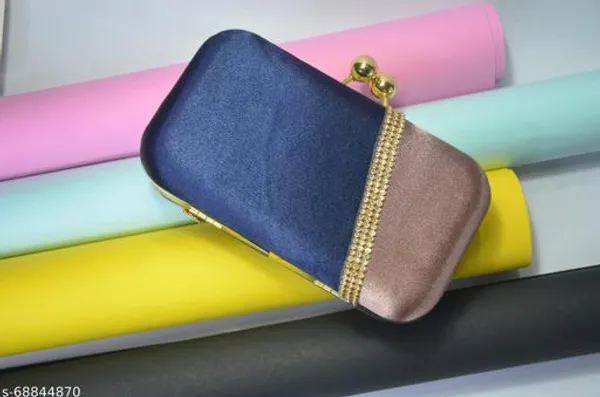 Multicolor_Polyurethane_Clutch_For_Women