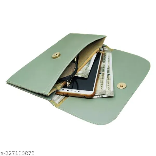 Green_Polyurethane_Clutch_For_Women