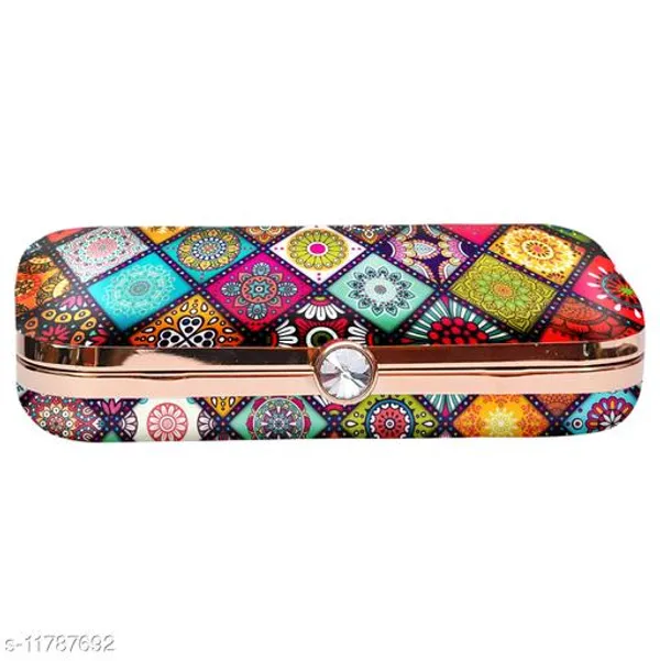 Multicolor_Polyurethane_Clutch_For_Women