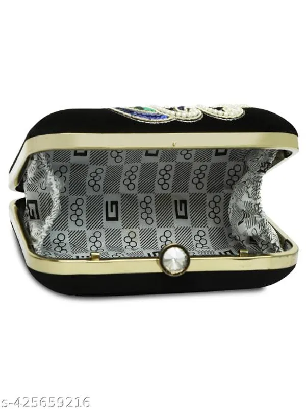 Black_Polyurethane_Clutch_For_Women