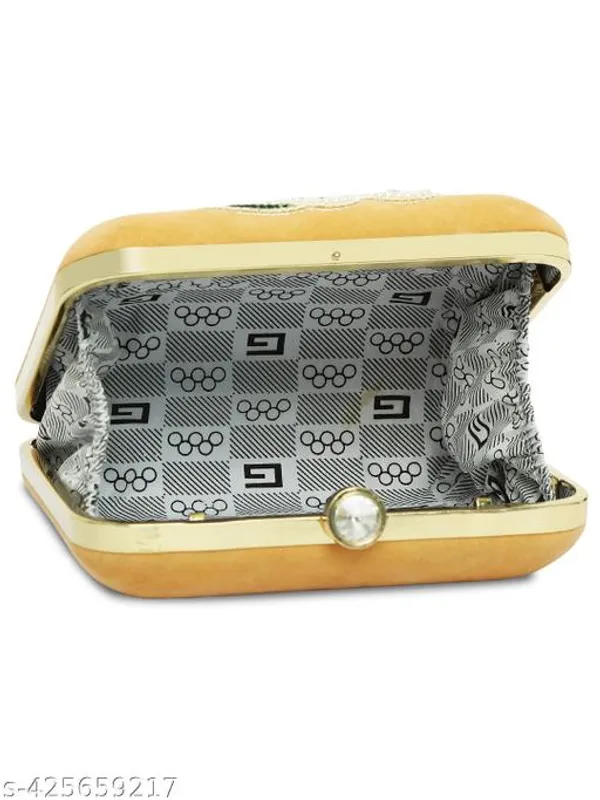 Gold_Polyurethane_Clutch_For_Women