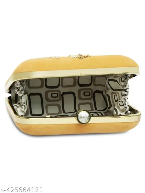 Gold_Polyurethane_Clutch_For_Women