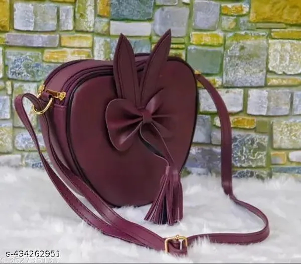 Maroon_Polyurethane_Clutch_For_Women