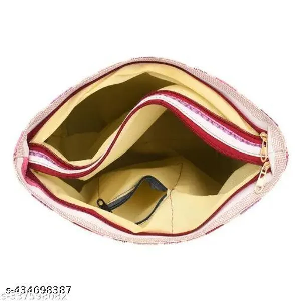 Casual_Polyurethane_Handbag_For_Women