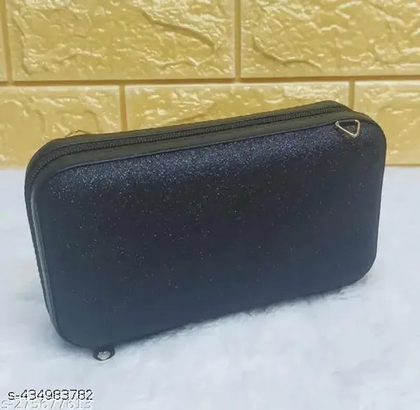 Black_Polyurethane_Clutch_For_Women