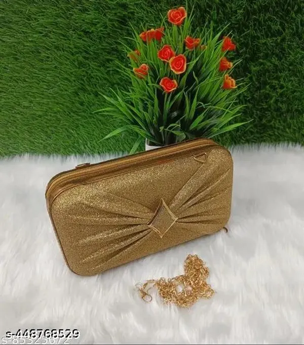 Gold_Polyurethane_Hand_Purse_For_Women