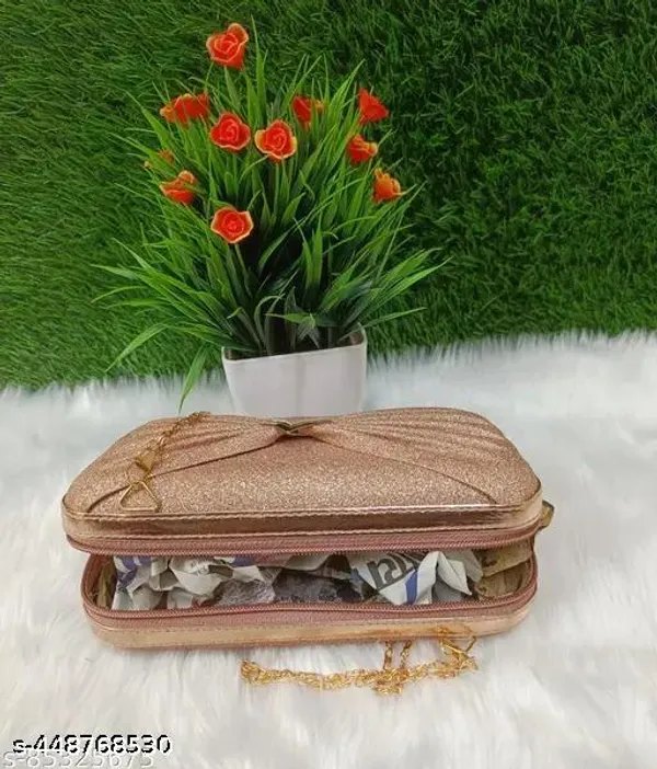 Beige_Polyurethane_Hand_Purse_For_Women