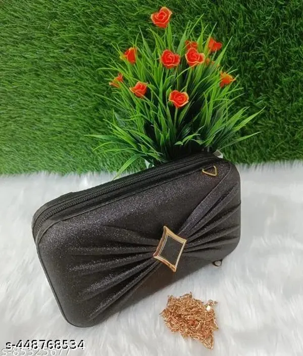 Black_Polyurethane_Hand_Purse_For_Women