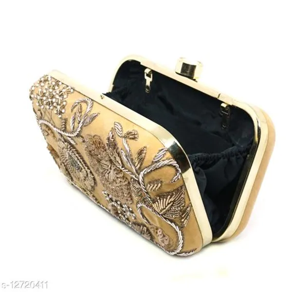 Gold_Polyurethane_Clutch_For_Women