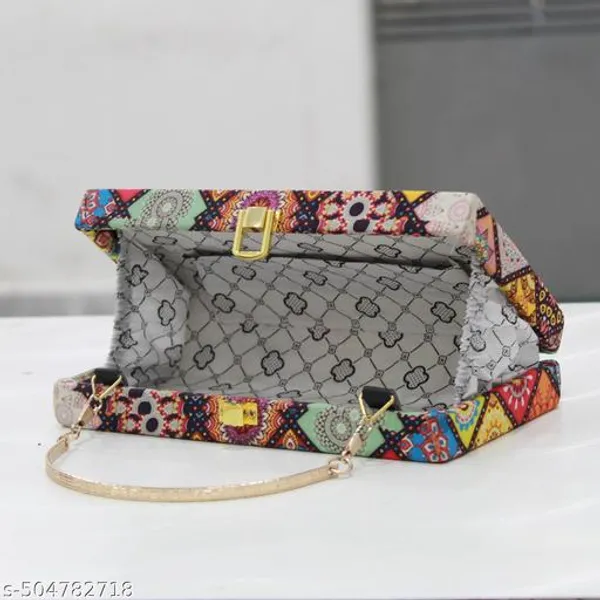 Multicolor_Polyurethane_Clutch_For_Women