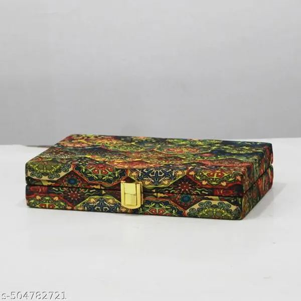 Multicolor_Polyurethane_Clutch_For_Women