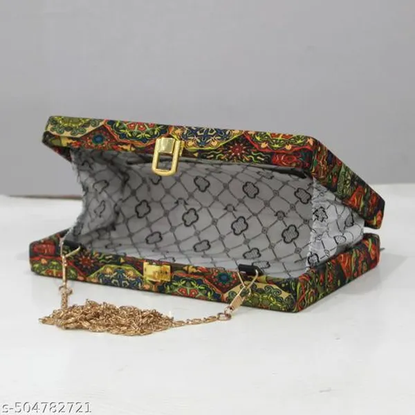 Multicolor_Polyurethane_Clutch_For_Women