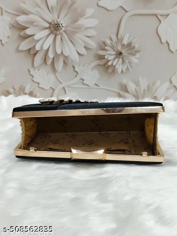 Black_Polyurethane_Clutch_For_Women