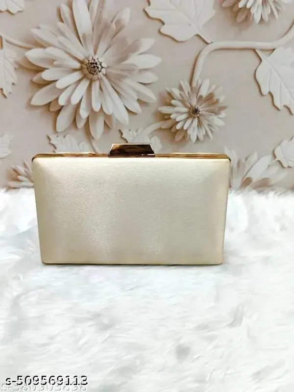 Cream_Polyurethane_Hand_Purse_For_Women