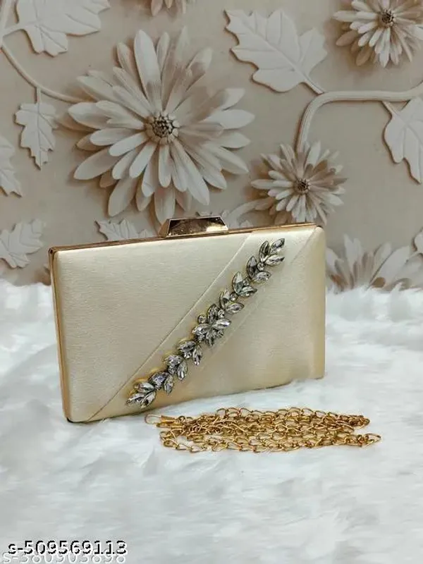 Cream_Polyurethane_Hand_Purse_For_Women