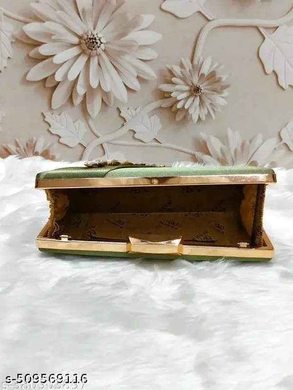 Green_Polyurethane_Clutch_For_Women