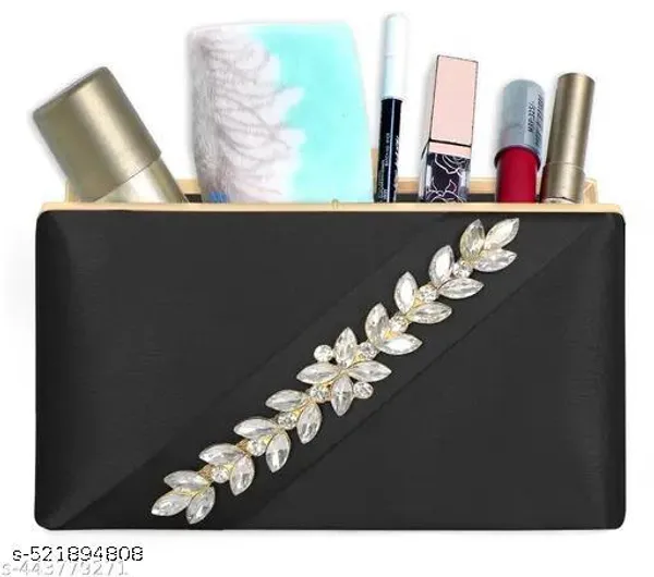 Black_Polyurethane_Clutch_For_Women