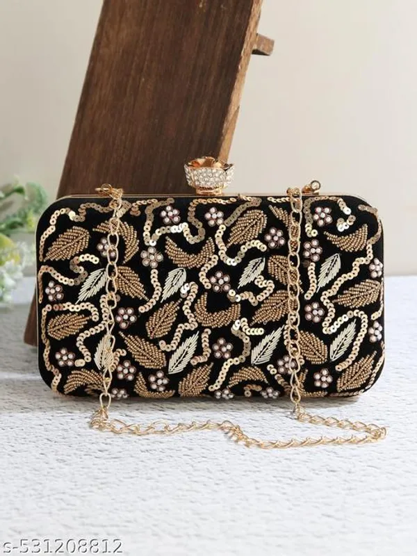 Black_Polyurethane_Clutch_For_Women