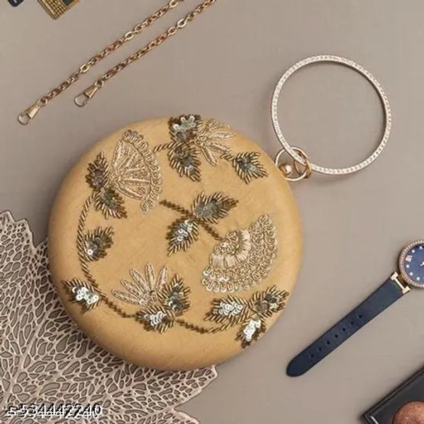 Gold_Polyurethane_Clutch_For_Women
