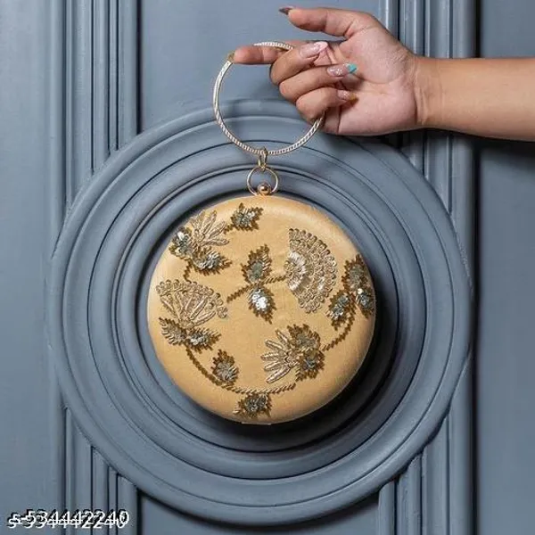 Gold_Polyurethane_Clutch_For_Women