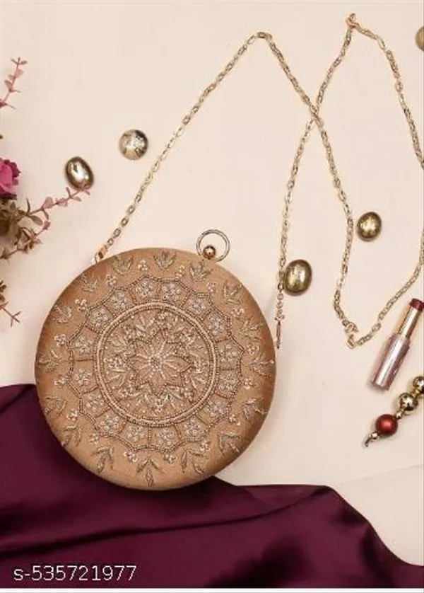 Gold_Polyurethane_Clutch_For_Women
