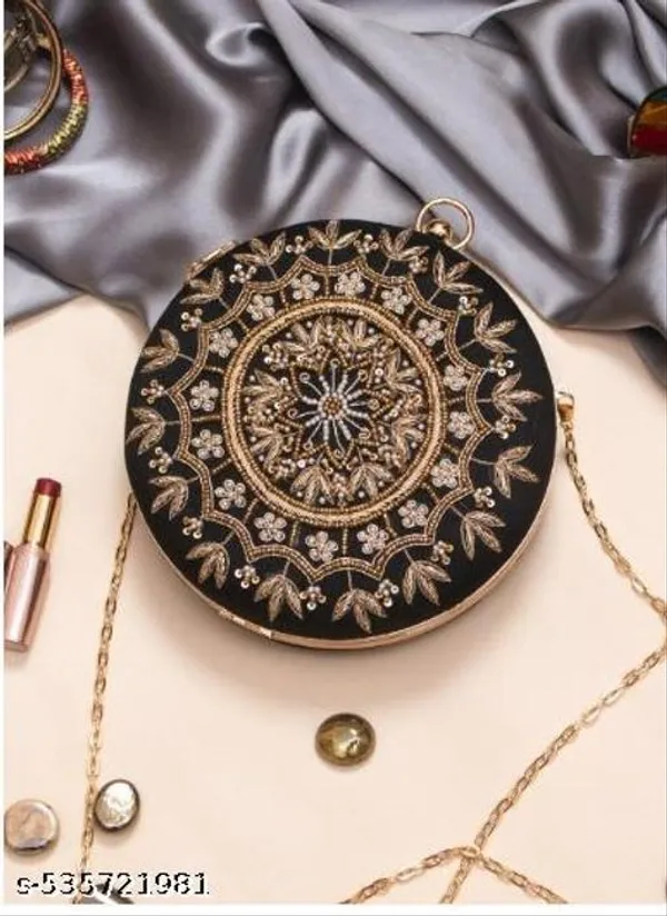 Black_Polyurethane_Clutch_For_Women