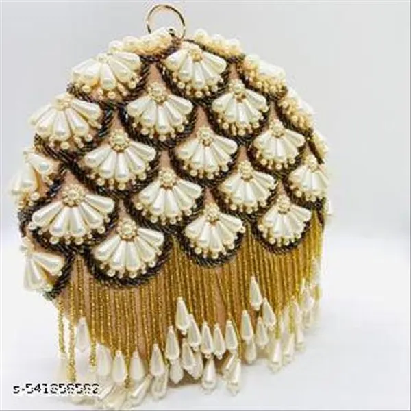 Gold_Polyurethane_Clutch_For_Women
