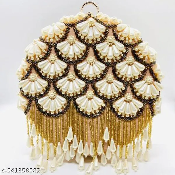 Gold_Polyurethane_Clutch_For_Women