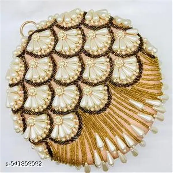 Gold_Polyurethane_Clutch_For_Women