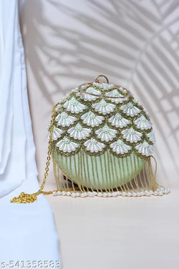 Green_Polyurethane_Clutch_For_Women