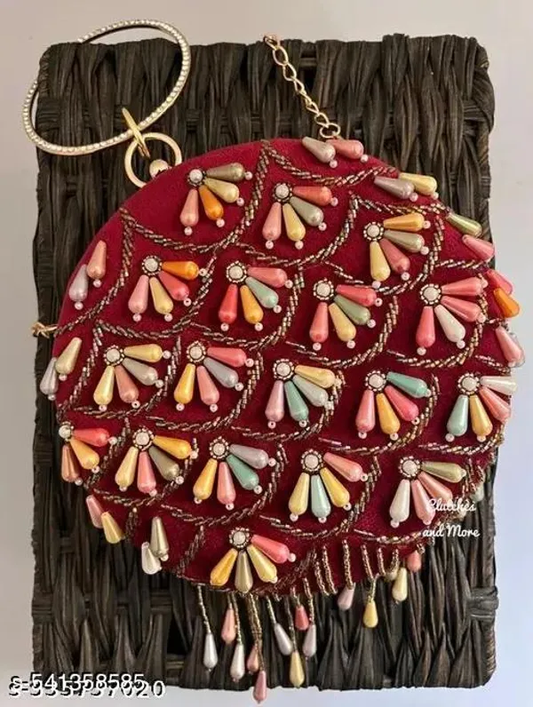 Maroon_Polyurethane_Clutch_For_Women