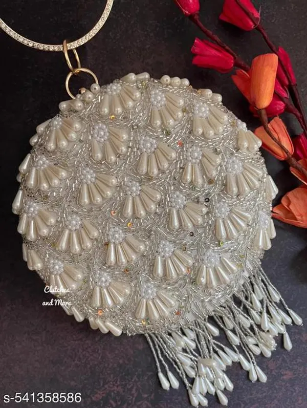 White_Polyurethane_Clutch_For_Women