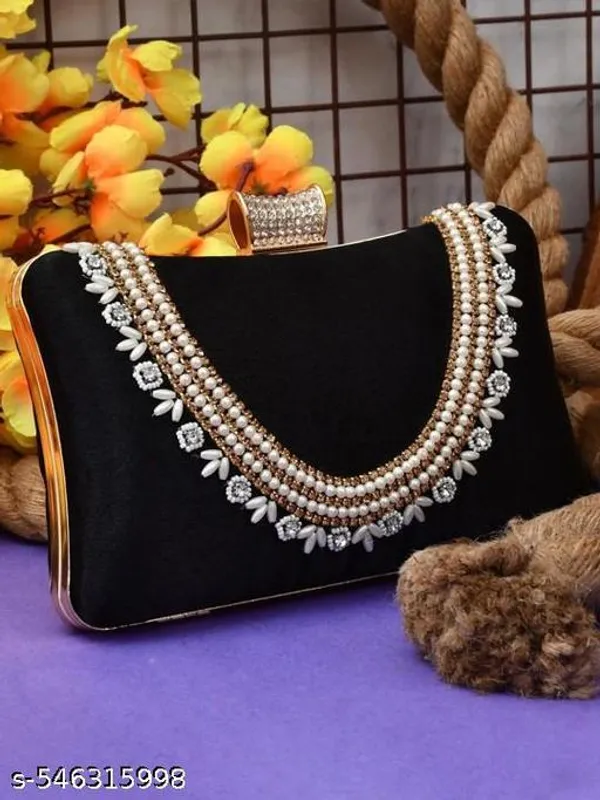 Black_Polyurethane_Clutch_For_Women