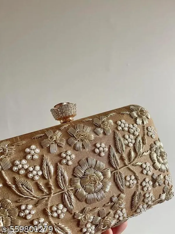 Gold_Polyurethane_Clutch_For_Women