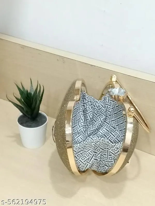 Metallic_Polyurethane_Clutch_For_Women