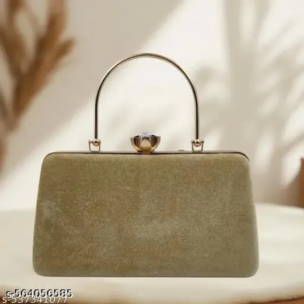 Gold_Polyurethane_Clutch_For_Women