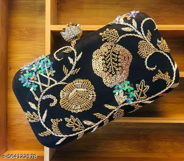 Blue_Velvet_Clutch_For_Women