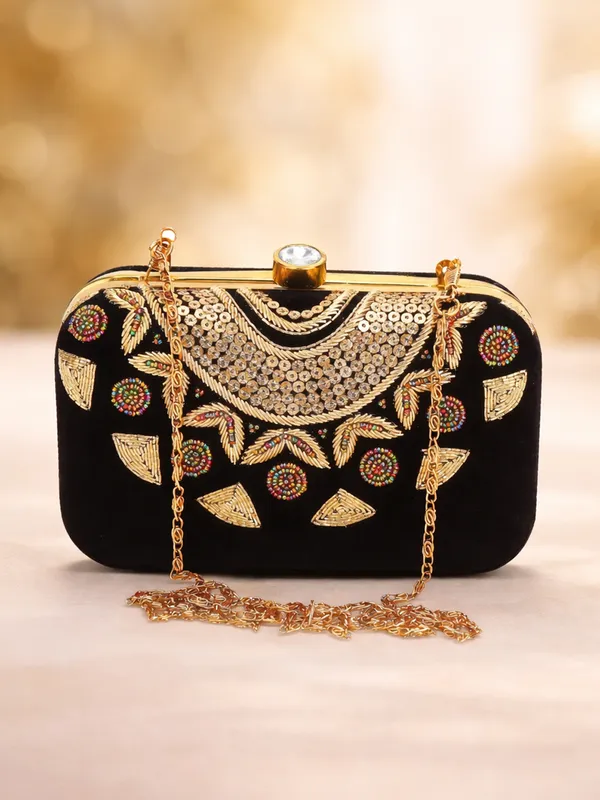 Black_Velvet_Clutch_For_Women