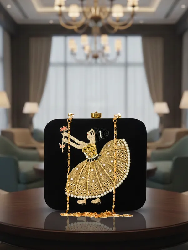Black_Velvet_Clutch_For_Women