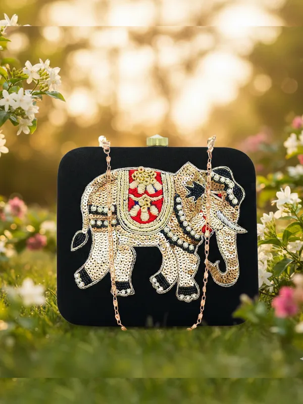 Black_Polyurethane_Clutch_For_Women