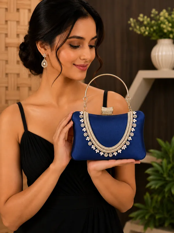 Blue_Polyurethane_Clutch_For_Women
