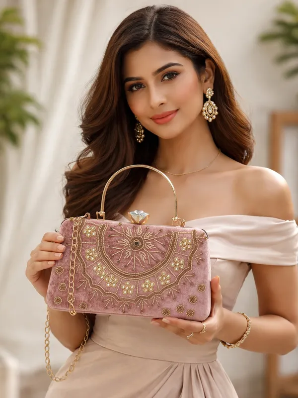 Pink_Polyurethane_Clutch_For_Women