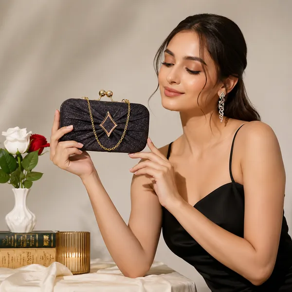 Black_Polyurethane_Clutch_For_Women