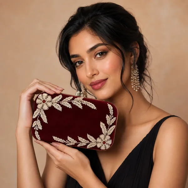 Maroon_Polyurethane_Clutch_For_Women