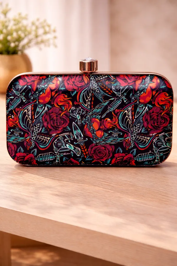 Multicolor_Polyurethane_Clutch_For_Women