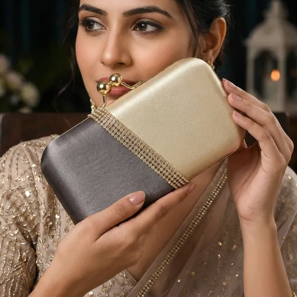 Multicolor_Velvet_Clutch_For_Women